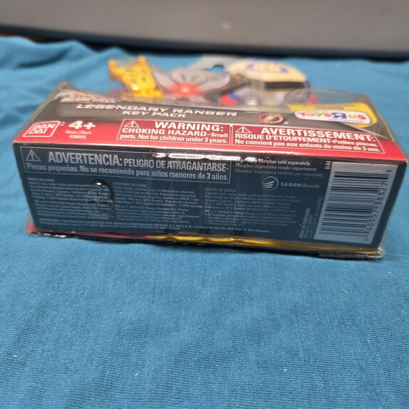 Power Rangers Megaforce Legendary Ranger Key Pack - Yellow, White, Blue - Picture 4 of 4